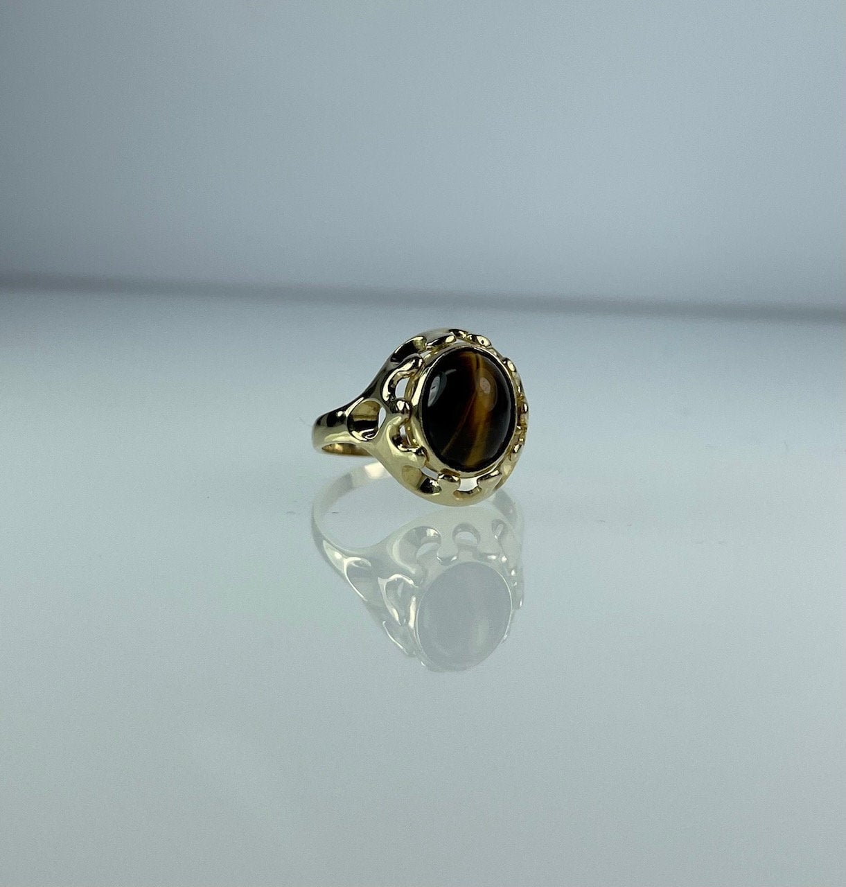 Tiger eye & Coral Flip ring - 14K Yellow gold