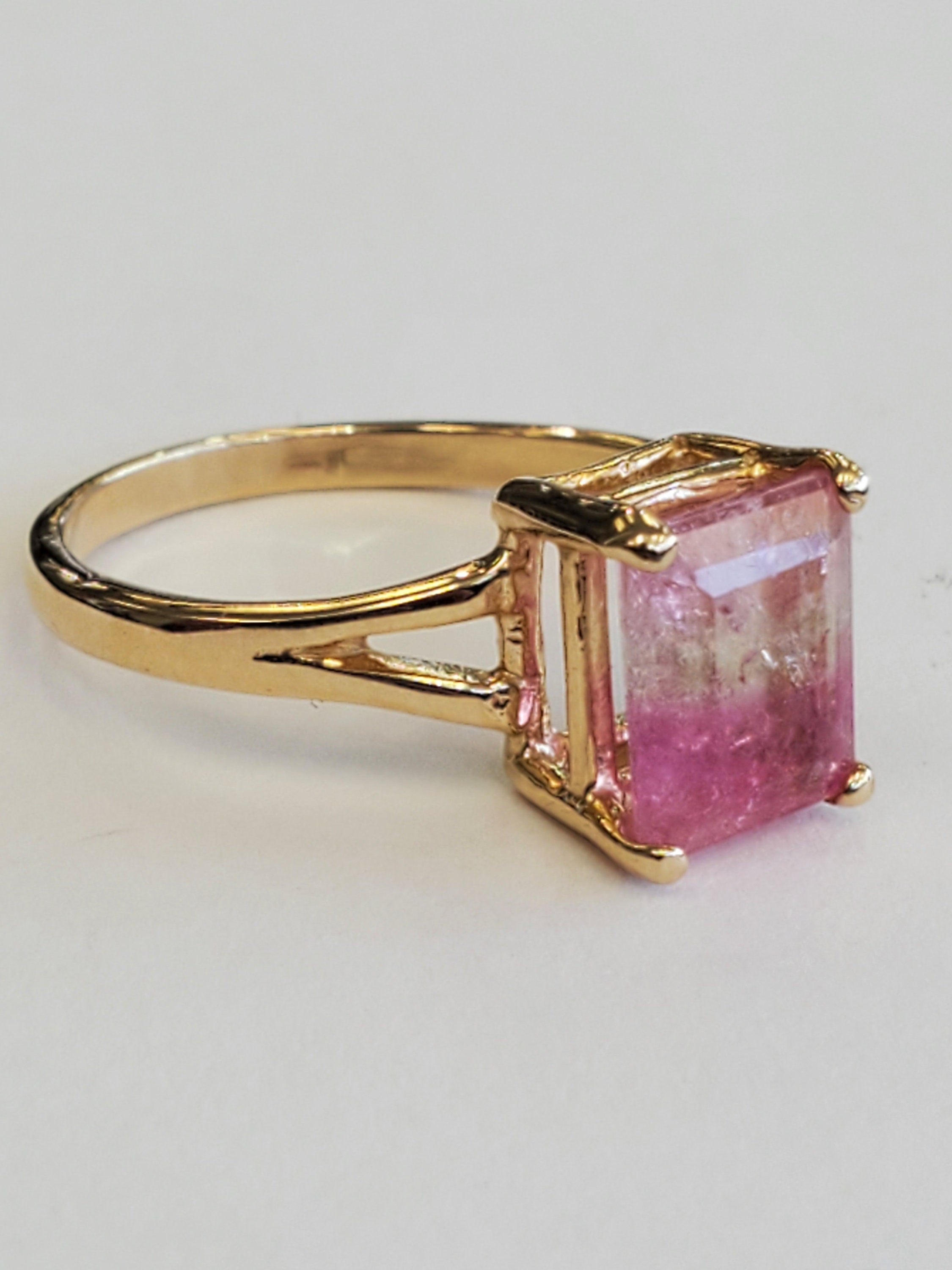 Product Image for Bubblegum Pink Tourmaline Bicolor 14k yellow gold ring size 7