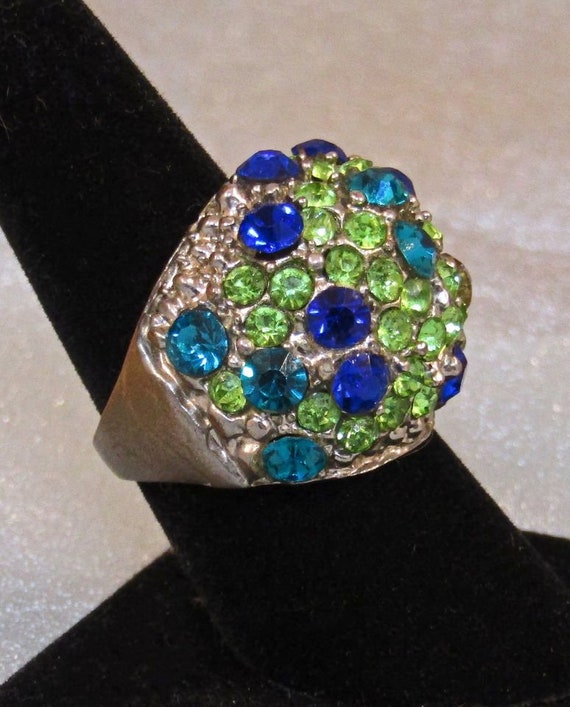 Vintage Cocktail/Dinner Ring in Blue and Green