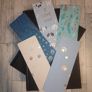 Paper bookmark, bookmark made with recycled greeting cards, dog themed, puppy prints