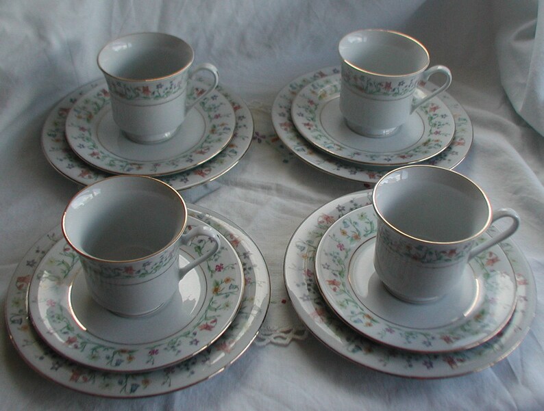 Vintage Tienshan China Tea Set Floral Design Etsy