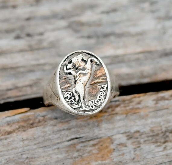 Roy Rogers Cowboy Ring / Size 4.5 / Vintage Sterli