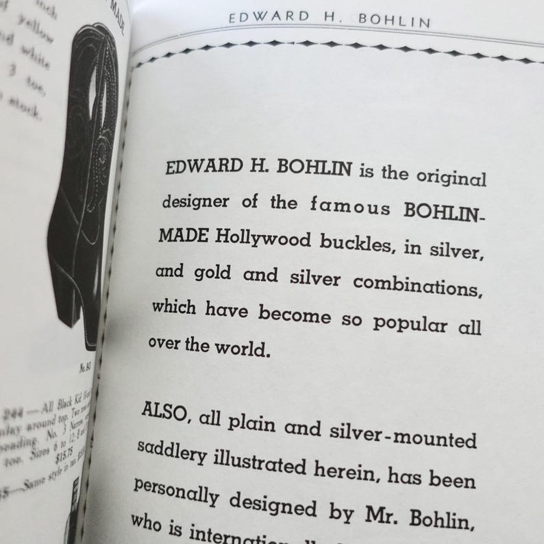Puede incluir: P&aacute;gina de libro abierta con texto sobre Edward H. Bohlin, dise&ntilde;ador de las hebillas Hollywood Bohlin-Made. El texto describe la popularidad de las hebillas y menciona combinaciones de plata, oro y plata. Se ve una ilustraci&oacute;n en blanco y negro de una bota.