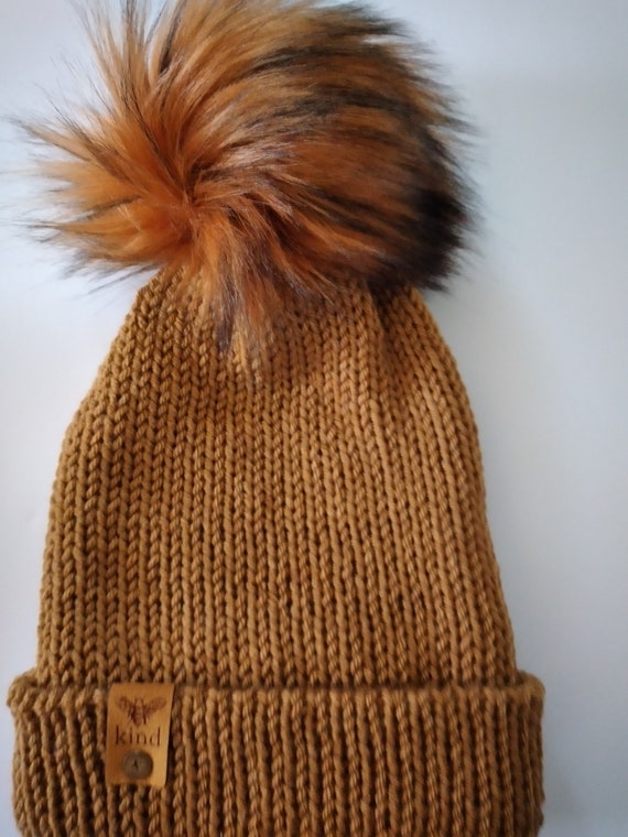 carhartt pom pom hat 