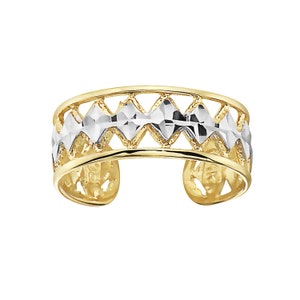 14K Yellow and White Gold Shiny Diamond Cut Two Tone Cuff Type Toe Ring