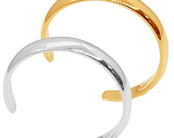 Gold toe ring Genuine 14k yellow gold Classic band style Adjustable
