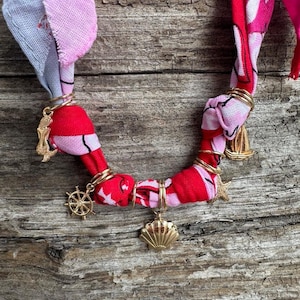 Bandana Charme Halskette | Schmuck|Einzelstück|Limitierte Kollektion|Geschenk Frau| Teenager Geschenk