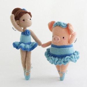 Larissa and Lara Ballerinas