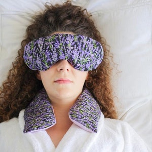 Relajante lavanda cuello almohada púrpura lavanda impresión bordado caja extraíble, regalo para ella, home spa regalo idea para la mujer