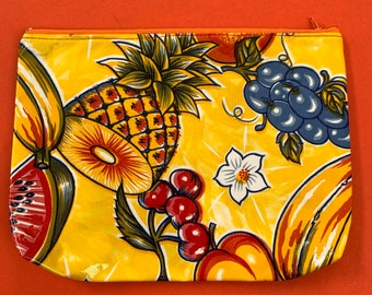 NEW Handmade Mexican oilcloth zipper pouch / reusable snack bag, pencil pouch, makeup bag, makeup brush pouch / Large 10 x 8 inches