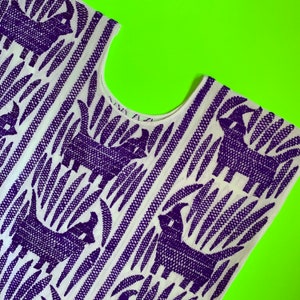 Colorful Jalapa De Diaz Hand Embroidered Oaxaca Huipil // Mexican Blouse // Top // One Size Small - Medium // Vibrant Eggplant Purple
