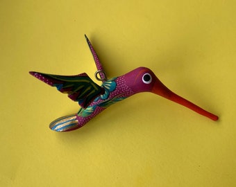 Alebrije Hummingbird Colibri // Hand-carved and Hand Painted in San Martin Tilcajete, Oaxaca // Made in Mexico