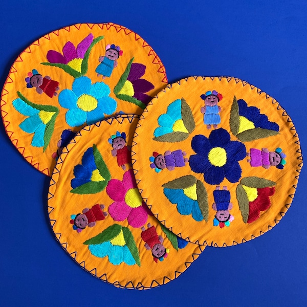 Marigold Yellow Hand Embroidered Tortilla Warmer, Niños or Flores Mexican Tortilla Warmer, Tortillero Hecho en Oaxaca