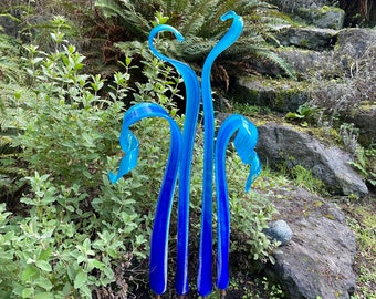 MADE TO ORDER - Blue Fronds - Hand blown Glass Garden Art
