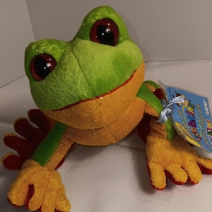 New Webkinz LilKinz  RaRe SoFT Tree Frog  hs109 sealed tag unused code