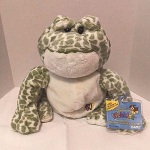New Webkinz RaRe SoFT Spotted Frog  hm142 sealed tag unused code