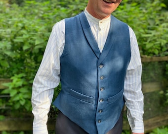 Collared waistcoat in blue-black wool with black linen lining