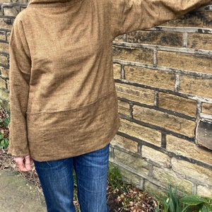 Double skin smock in gold, fully reversible