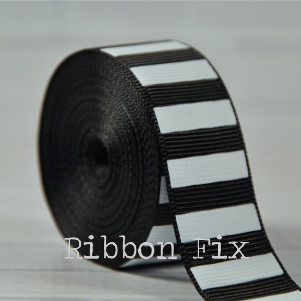 7/8" 1.5" Black with White Vertical Stripe Grosgrain Ribbon - Bold Stripes - Halloween - Wedding - Christmas Nightmare - Dog Collar Leash