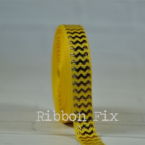 3/8&quot; Yellow & Gold Chevron Stripe Print Grosgrain Ribbon - US Designer - Wedding Party  - Gift Wrap - Jewelry - Dog Collar Leash - Bees Bows