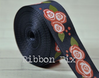 7/8 "Azul marino rosas impresión Grosgrain cinta - jardín - rosa y flores verdes - envoltura de regalo de boda - ducha de bebé - floral - correa de cuello de perro