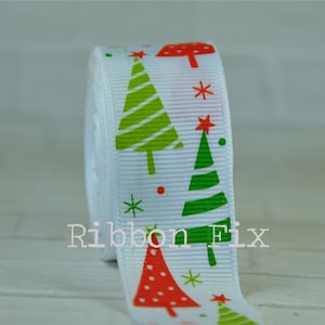 3/8&quot;, 5/8&quot; or 1&quot; White Crazy Christmas Tree Print Grosgrain Ribbon - Gift Wrap Ribbons - Party Present - Dog Collar Leash - Stars - Ornament
