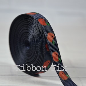 Nastro grosgrain blu navy con stampa di mele rosse da 3/8&quot; - Fiocchi per la scuola - Carta da regalo per insegnanti - Artigianato autunnale - Raccolta di barili - Collare e guinzaglio per cani - Mele
