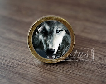 Wolf—Handmade Vintage Antique Drawer Knobs Pulls Handles/Dresser Knobs Cabinet Pull handles / Furniture Hardware