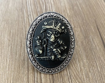 Gothic Pirate drawer knobs / Pirate cabinet / Gothic Home Decor / Relief  Shaped drawer knobs / Furniture Hardware,Z-447