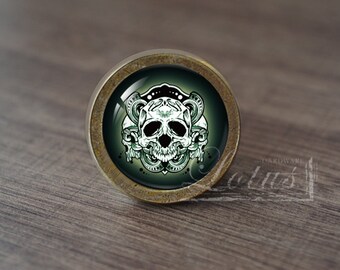 Skull-Handmade Vintage Antique Drawer Knobs Pulls Handles/Dresser Knobs Cabinet Pull handles / Furniture Hardware