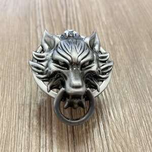 Retro Silver Wolf drawer knobs / Wolf cabinet / Gothic Home Decor / Animal Shaped drawer knobs / Furniture Hardware,Z-473 image 5