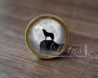 Wolf—Handmade Vintage Antique Drawer Knobs Pulls Handles/Dresser Knobs Cabinet Pull handles / Furniture Hardware