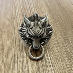 Retro Silver Wolf drawer knobs / Wolf cabinet / Gothic Home Decor / Animal Shaped drawer knobs / Furniture Hardware,Z-473 image 1