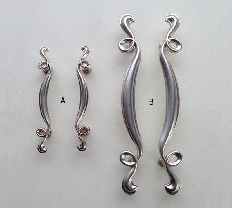 6.1 3.3 French Style Shabby Chic Bail Dresser Drawer Pulls Handles Antique Copper Drop Cabinet Pull Handle Knobs Furniture Hardware