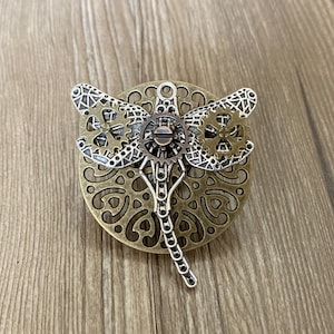 Gothic Dragonfly Gear Knobs Brass Knobs / Cabinet Dresser Knobs / Cabinet Knobs / Leaf Furniture knobs in Brass ,Z-718