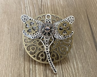 Gothic Dragonfly Gear Knobs Brass Knobs / Cabinet Dresser Knobs / Cabinet Knobs / Leaf Furniture knobs in Brass ,Z-718