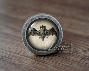 bat—Handmade Vintage Antique Drawer Knobs Pulls Handles/Dresser Knobs Cabinet Pull handles / Furniture Hardware