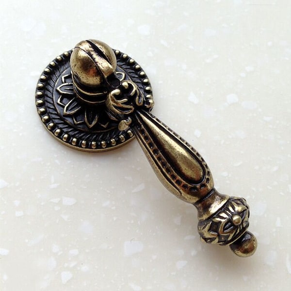 Retro Chic Cabinet Knob Dresser Knobs / Antique Silver Kitchen Cabinet Pull Knobs Furniture Hardware