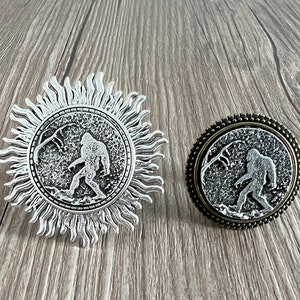 Silver Giants knobs /Giants cabinet / Gothic Home Decor / Animal Shaped drawer knobs / Furniture Hardware,Z-1024