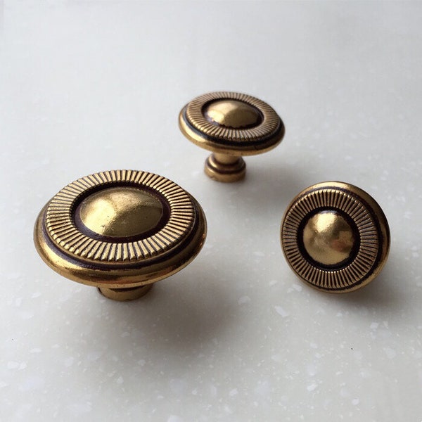 French Shabby Chic Dresser Knobs / Antique Brass Kitchen Cabinet Pull Knobs Furniture Hardware