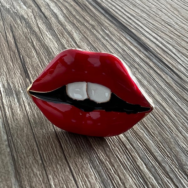 Emaille Red Lips Schubladenknöpfe / Red Lips Schrank / Gothic Home Decor / Möbelbeschläge, Z-975