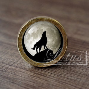 Wolf—Handmade Vintage Antique Drawer Knobs Pulls Handles/Dresser Knobs Cabinet Pull handles / Furniture Hardware