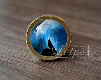 Wolf—Handmade Vintage Antique Drawer Knobs Pulls Handles/Dresser Knobs Cabinet Pull handles / Furniture Hardware