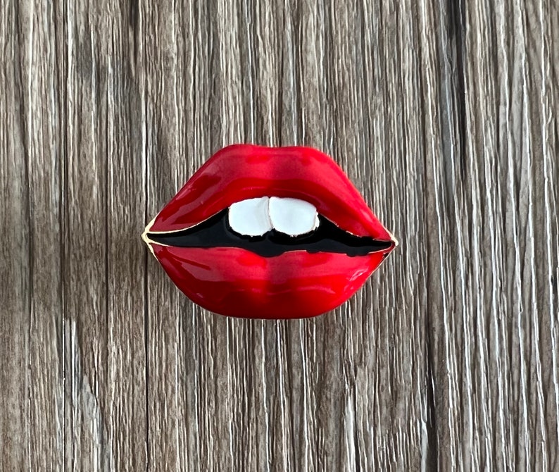 Enamel Red Lips drawer knobs / Red Lips cabinet / Gothic Home Decor / Furniture Hardware,Z-975 image 6