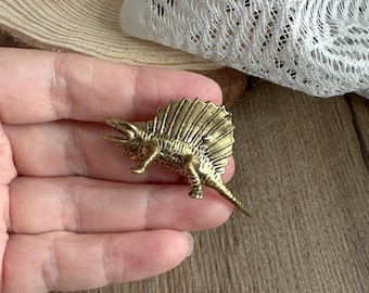 Dinosaur drawer knobs / Dinosaur cabinet / Gothic Home Decor / Animal Shaped drawer knobs / Furniture Hardware,Z-1158