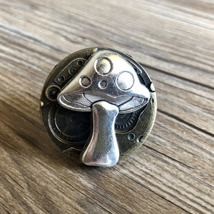 Mushroom Gear drawer knobs / Mushroom cabinet / Gothic Home Decor / Shaped drawer knobs / Furniture Hardware,Z-290