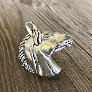 Silver Horse drawer knobs / Horse cabinet / Gothic Home Decor / Animal Shaped drawer knobs / Furniture Hardware,Z-224