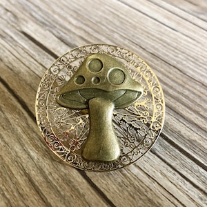 Brass Mushroom drawer knobs / Mushroom Cabinet / Gothic Home Decor / Animal Shaped drawer knobs / Furniture Hardware,Z-299