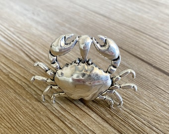Crab drawer knobs / Crab cabinet / Gothic Home Decor / Animal Shaped drawer knobs / Furniture Hardware,Z-821