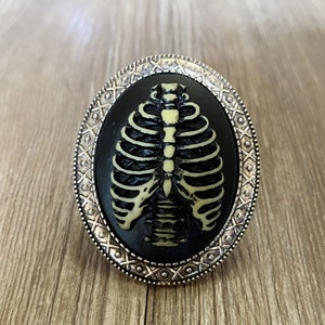 Gothic Human Skeleton drawer knobs /Skeleton cabinet / Gothic Home Decor / Relief  Shaped drawer knobs / Furniture Hardware,Z-878